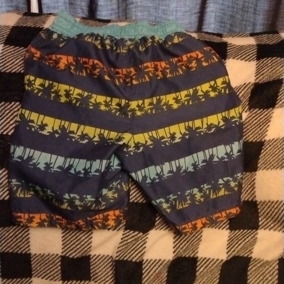 💙BOYS FREESTYLE REVOLUTION SWIM WEAR TRUNKS💙 - Picture 3 of 5